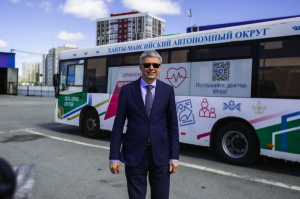 В Югре запущены городские автобусы, оформленные по нацпроекту «Здравоохранение»