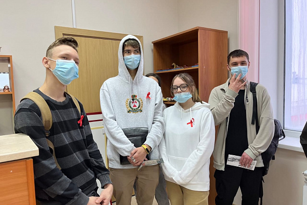 Бояться не нужно,  нужно знать. 1 декабря Всемирный день борьбы со СПИД